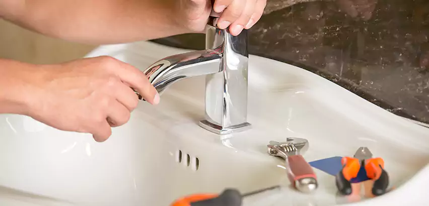 Bathtub Faucet Replacement in Melrose